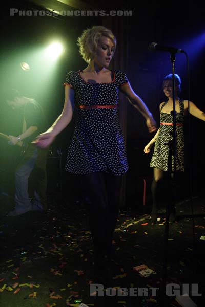 THE PIPETTES - 2005-10-22 - PARIS - La Fleche d'Or - 